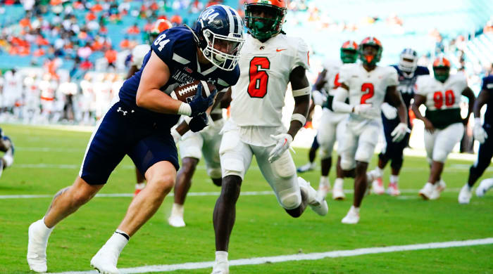 Hayden Hagler after a catch for Jackson State.